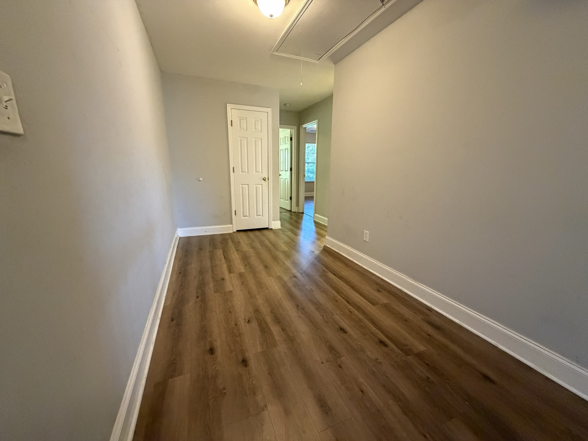 Loft - 2058 Reserve Ln