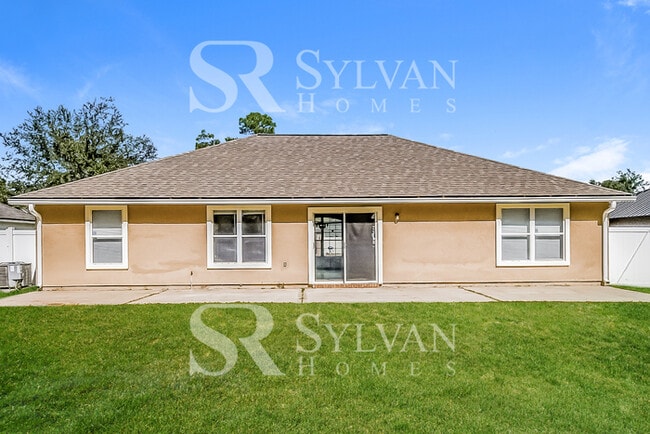 Building Photo - Living where You Love is Good for your Heart!