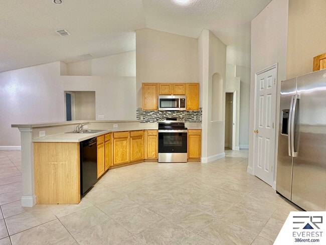 Building Photo - 5 Buffalo View Ln