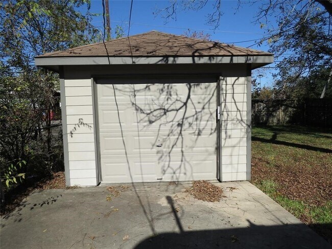 Building Photo - 3445 Nathaniel Brown St