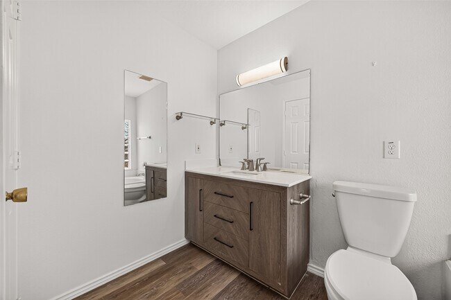 Building Photo - 6807 Lauderwick Ct