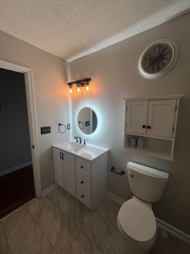 Building Photo - Beautiful 3 Bedroom house in Fishersville ...