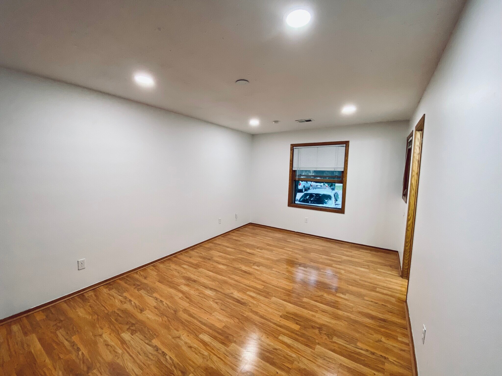 Building Photo - 2932 Shadow Creek Dr