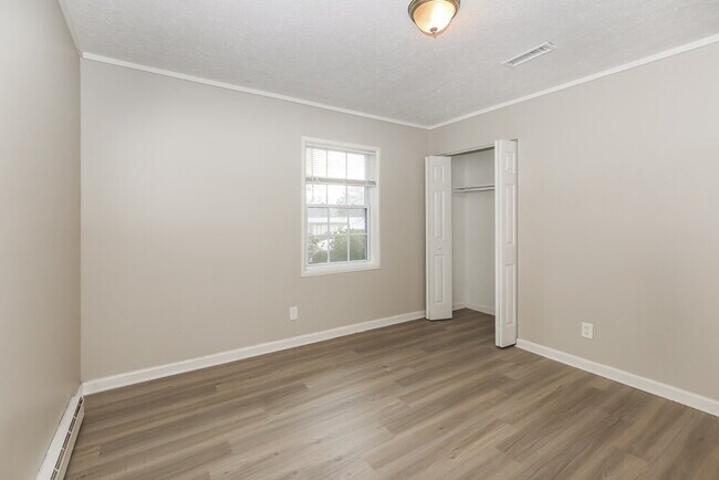 Building Photo - 6707 Willow Twig Rd