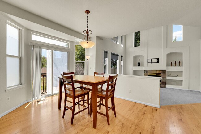 Building Photo - Wonderful home located in Broomfield with ...