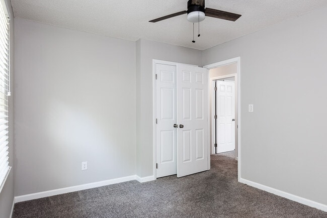 Building Photo - 3832 Doeskin Dr