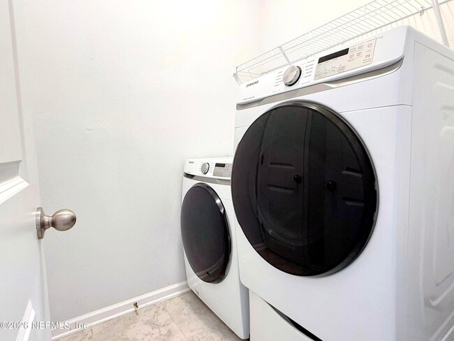 Building Photo - 55 Tamar Ct