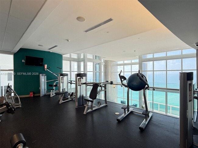 Building Photo - 18101 Collins Ave