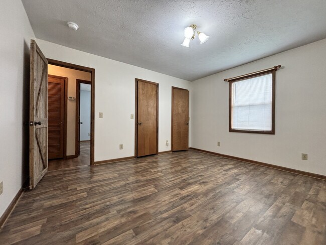 Building Photo - 1500 Murray-Kittrell Rd