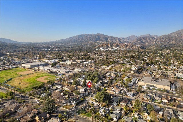 Building Photo - 2083 Parnell Way