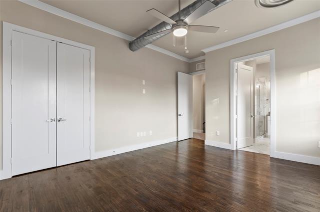 Building Photo - 7186 Birch Mews