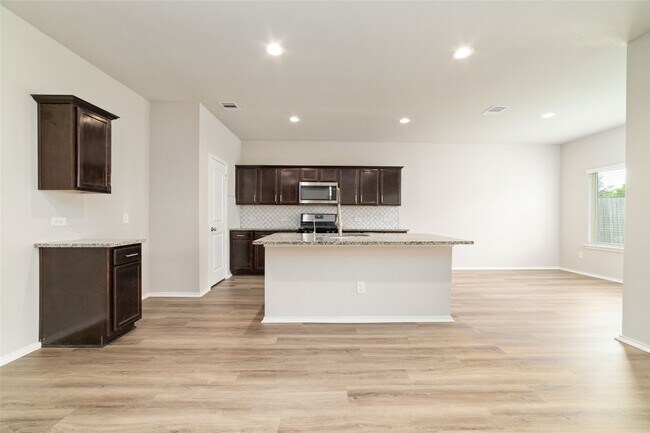 Building Photo - 23702 Harrow Fld Ln