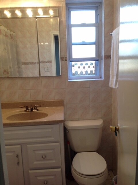 Bathroom - 5925 Post Rd