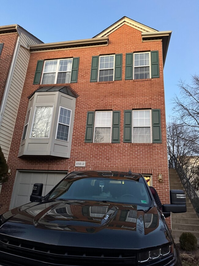 Building Photo - 45812 Matador Terrace