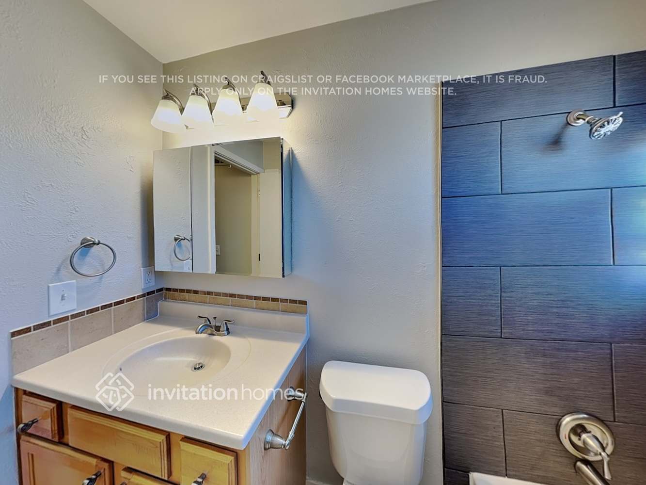 Building Photo - 3612 S Quintero St