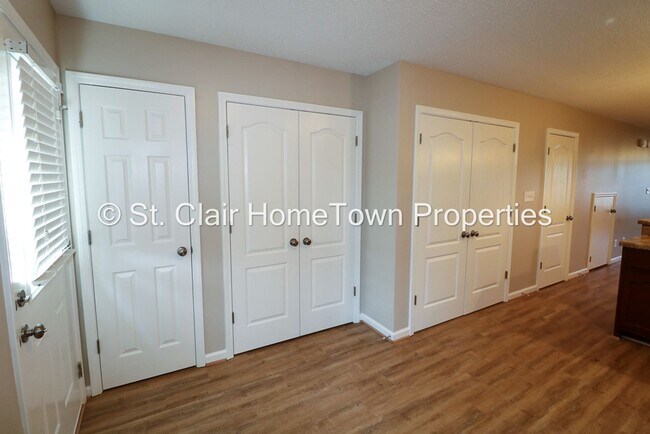 Building Photo - Wonderful Floor Plan