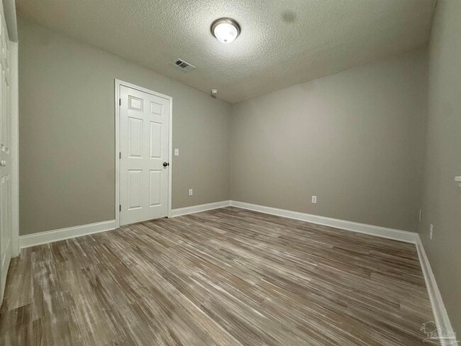 Building Photo - 1425 Toni St