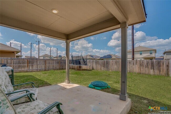 Building Photo - 9654 Holly Patch