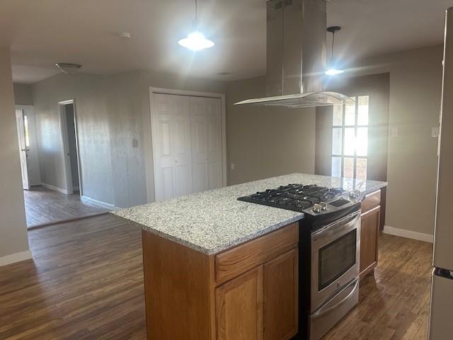 Building Photo - 532 W Hughes St