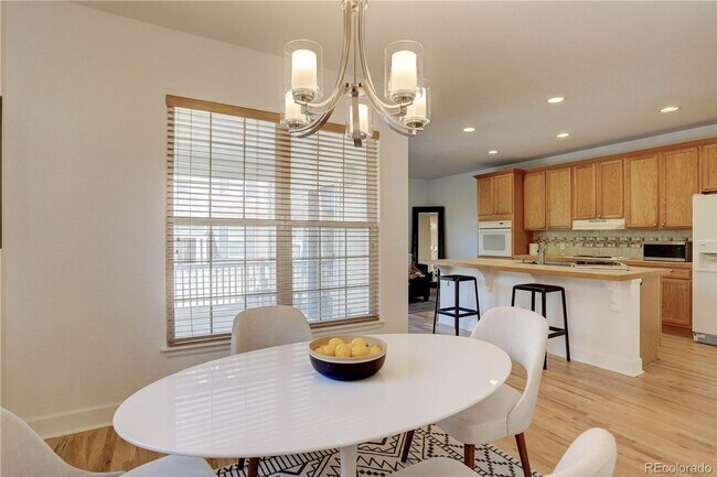 Building Photo - Incredible Townhome in the Hampden Town Ce...