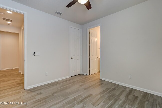 Building Photo - 262 LITTLE BEAR