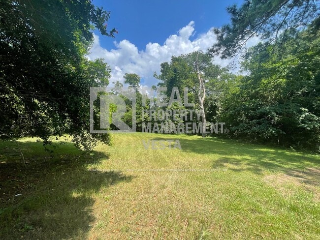 Building Photo - 4940 Faubus Ave