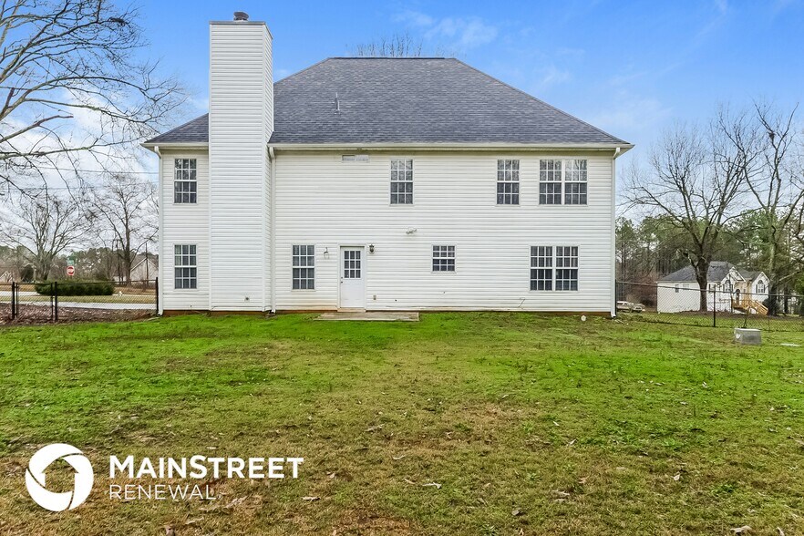 Building Photo - 301 Lyman Ct