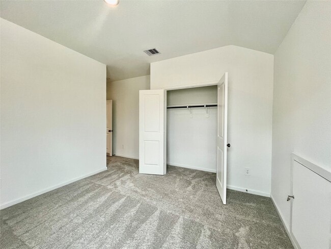 Building Photo - 17771 Misty Brk Ln