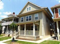 Building Photo - 106 E 11th Ave