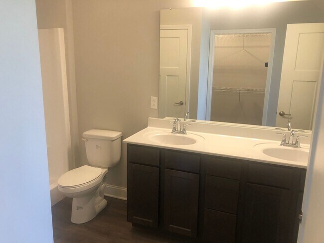 Building Photo - Newer construction 2 Bedroom 2 Bath home ready for you in Powell!