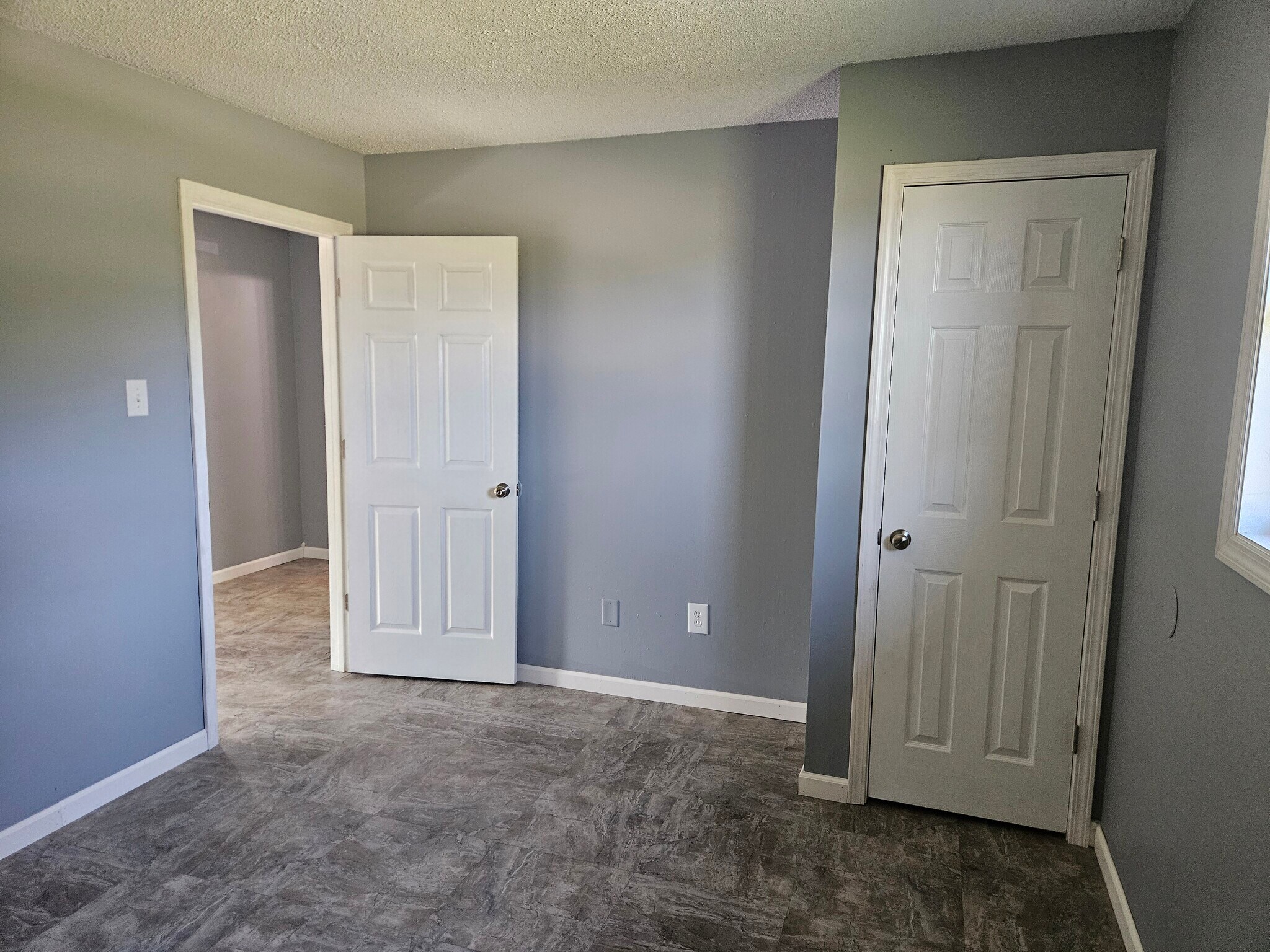 Building Photo - 7 Mulberry St