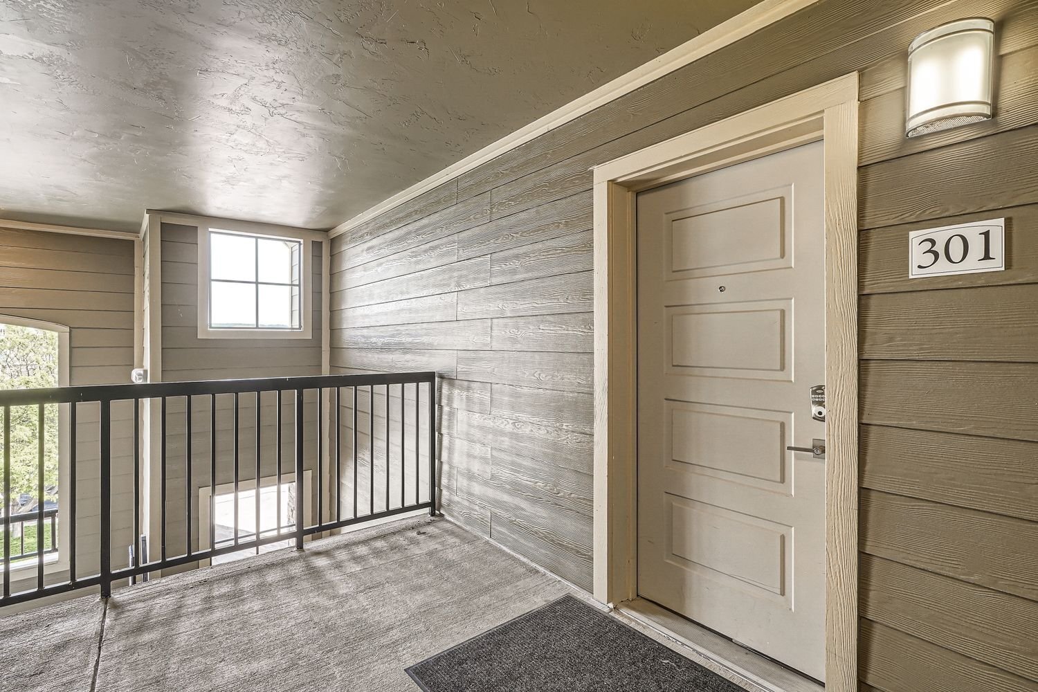 Building Photo - 9185 Wilde Ln