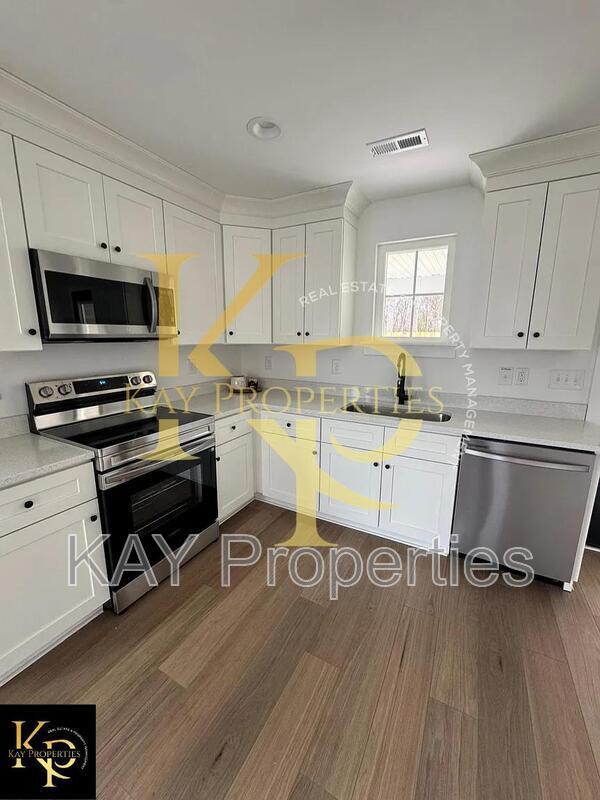 Building Photo - 510 Crump St