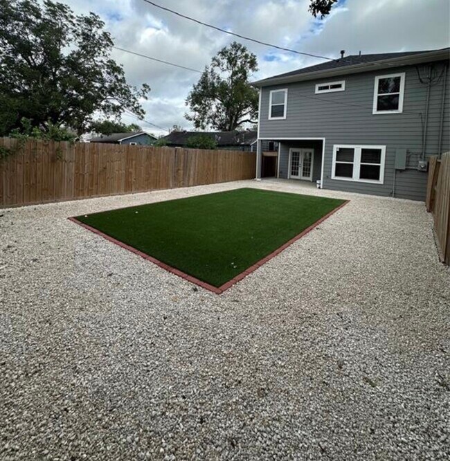 Building Photo - 4133 Clover St