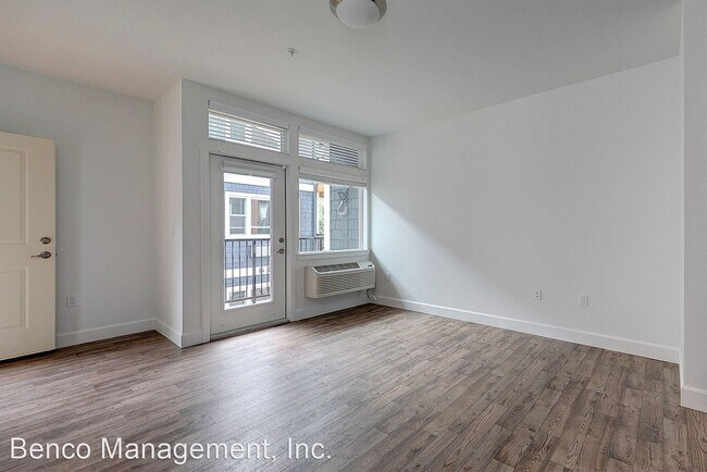 Building Photo - 7676 N Lombard St