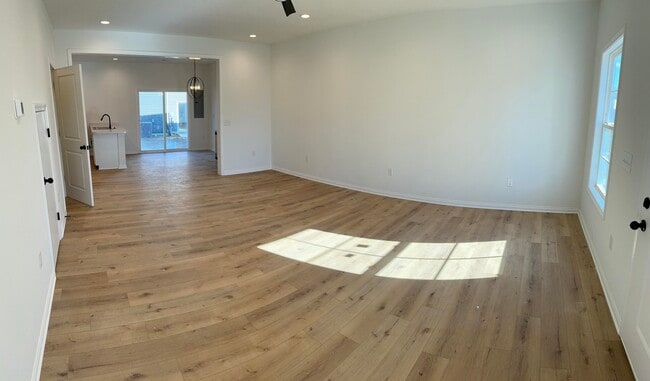 Building Photo - 3192 Sandersville Rd