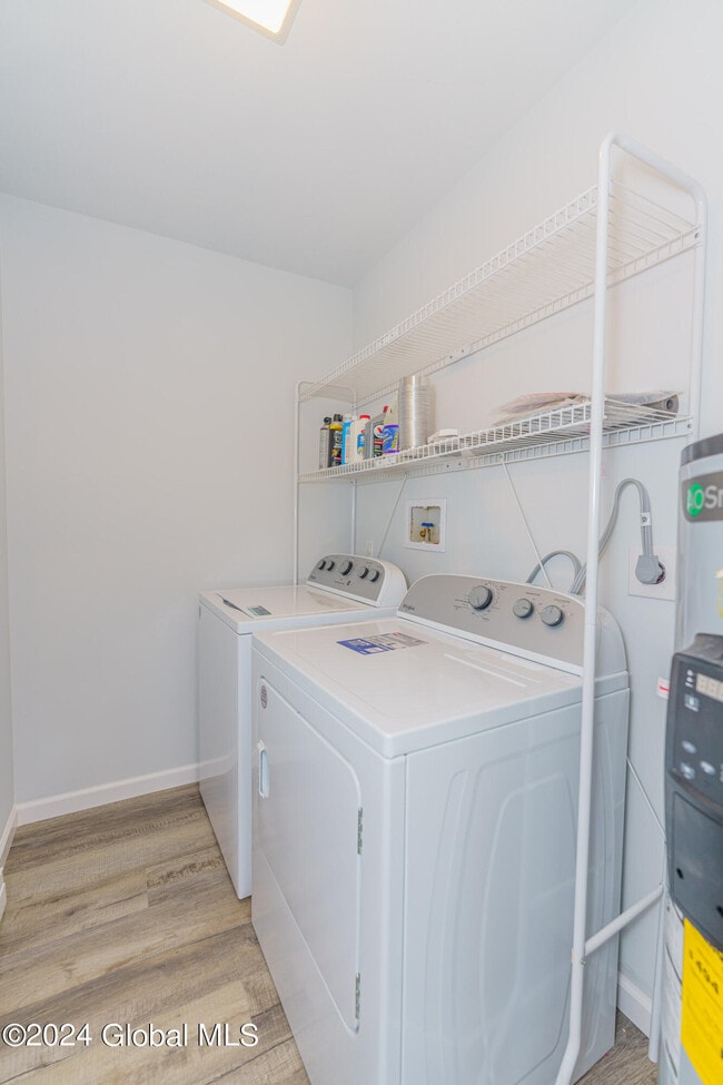 Building Photo - 128 Rockefeller Rd