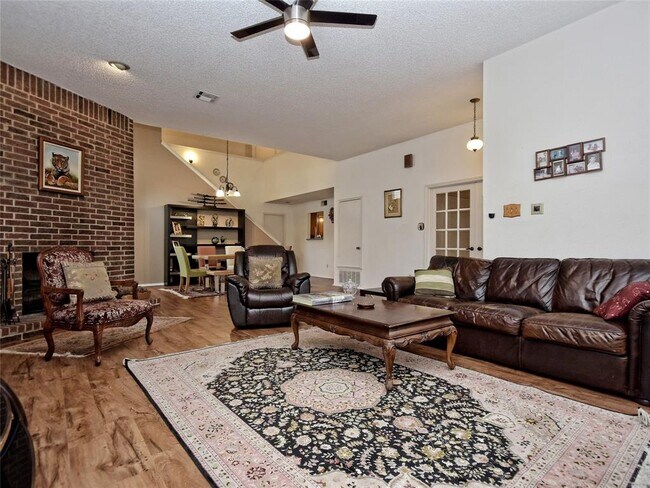 Building Photo - 7801 Palacios Dr