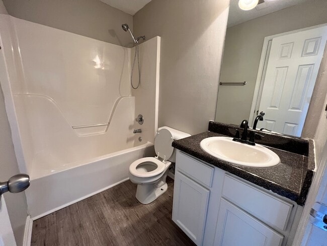 Building Photo - 448 Canoga Ct