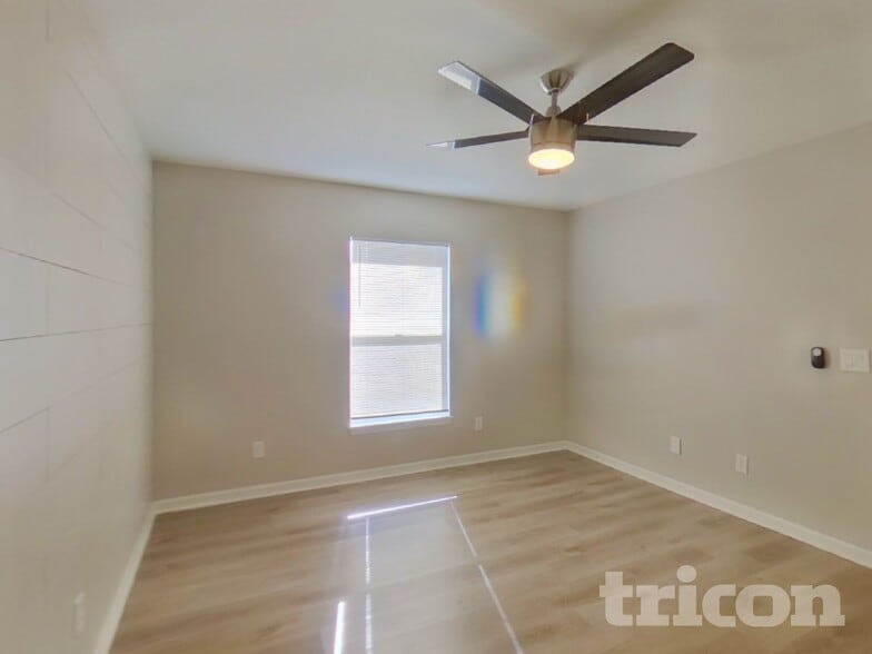 Building Photo - 396 Sierra Mike Blvd