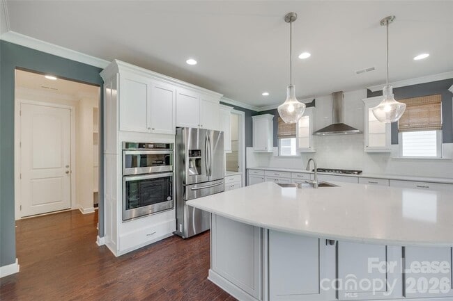 Building Photo - 421 Sandbar Pt