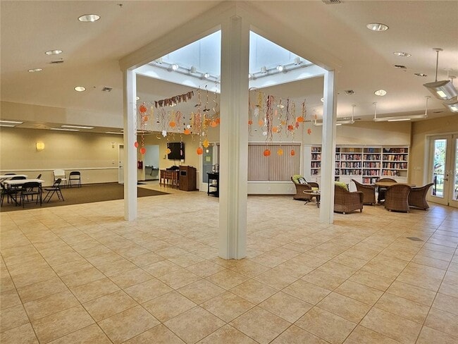 Building Photo - 920 Onager Ct