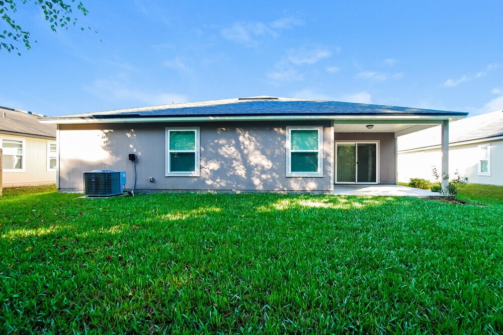 Building Photo - 252 Colorado Springs Way