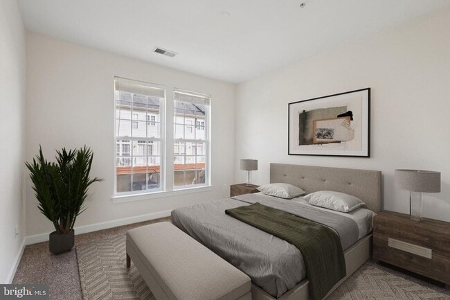 Building Photo - Welcome to Potomac Club—an amenity-packed, gated community!