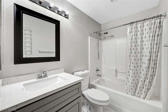 Building Photo - 812 Sistine St