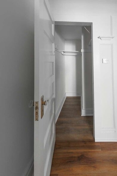 Building Photo - 161 Watsessing Ave