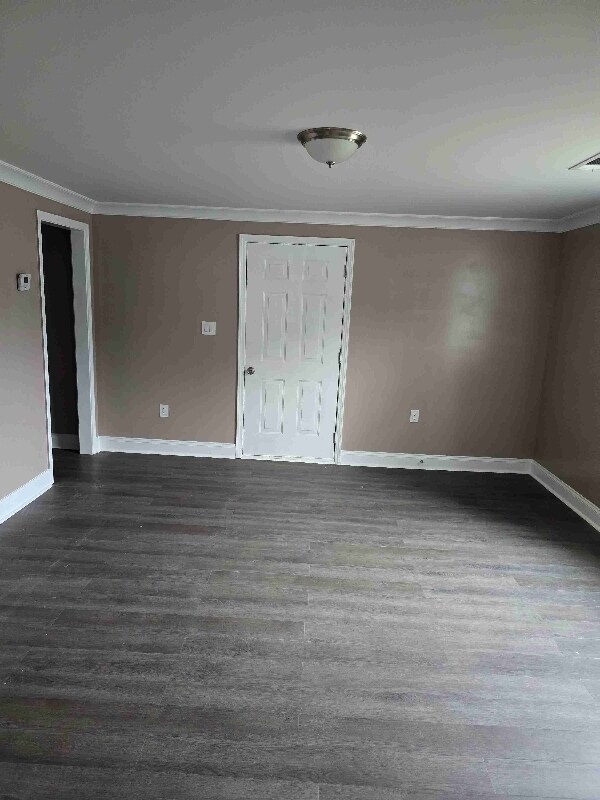 Building Photo - 5853 Maiden Ln