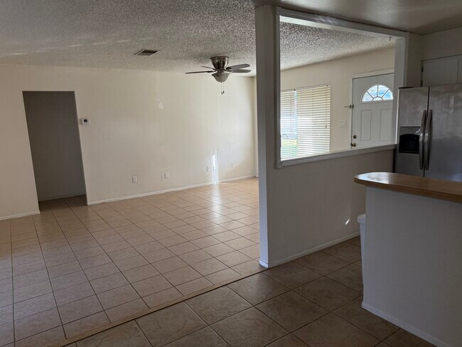 Building Photo - 10859 Wilderness Ct