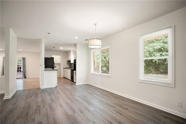 Building Photo - 2729 Lanier Dr