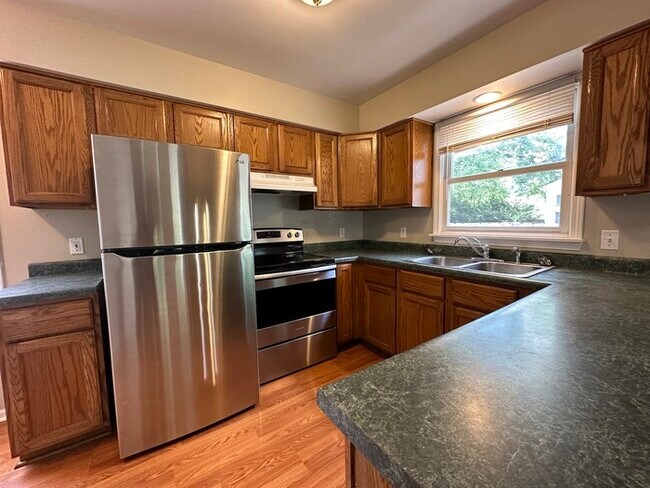 Building Photo - Nice and Large 3BR/1.5ba unit for rent in ...